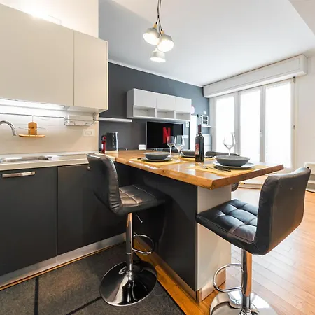 Apartament Nettuno - Private Garden In Center *