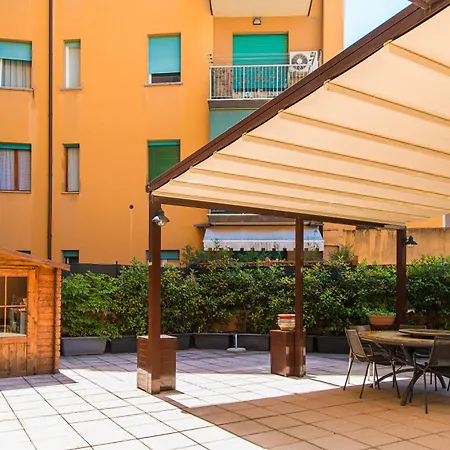 Nettuno - Private Garden In Center Apartament